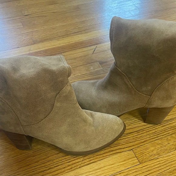 UGG Shoes - Ugg Tan Women’s Suede Knee-High Boots 9.5